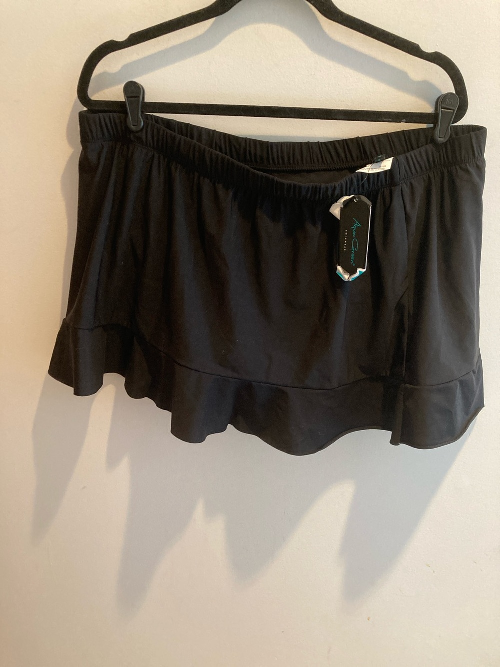 AQUAGREEN Black Ruffled Skirt Swim Cover with Tag NWT